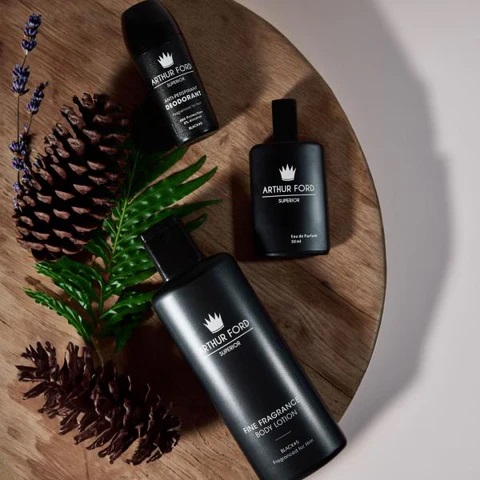 limited edition black #5 gift set R300